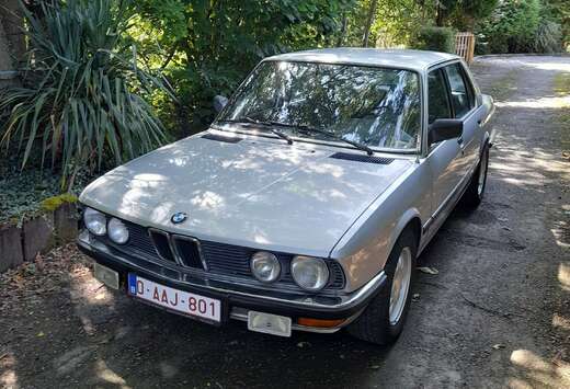 BMW 520i