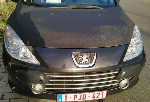 Peugeot AFFAIRE 1.4e STANDARD