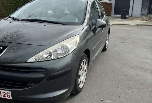 Peugeot 1.4i Essence