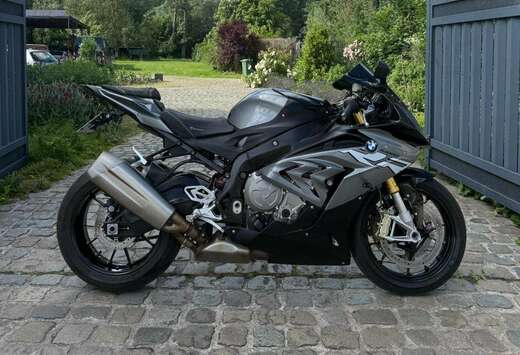 BMW *Granit-Grau/Black* @AelbrechtMotors