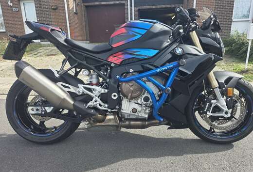 BMW bmw s1000r 2023 4500km garantie 2029