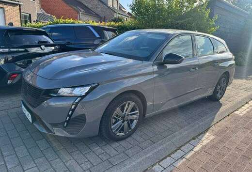 Peugeot SW 1.2 130pk SHOWROOM STAAT 35.790kms GARANTI ...