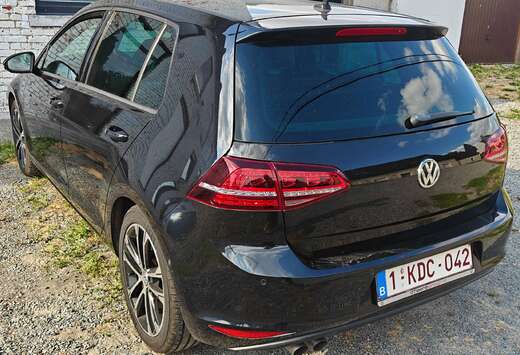 Volkswagen Golf 2.0 CR TDi Highline DSG