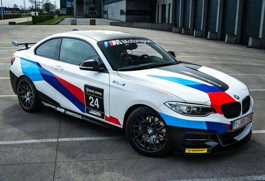 BMW Coupé M235i