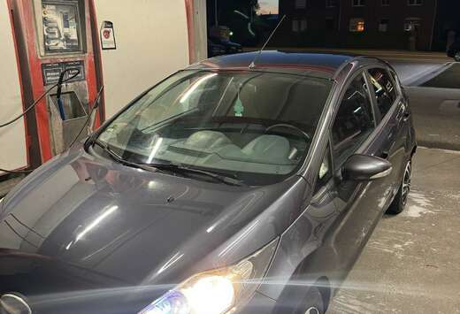 Ford 1.6 TDCi 90 Ghia