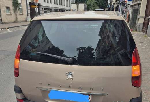 Peugeot 2.2i 16v ST Pack