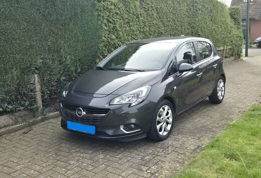 Opel Corsa 1.2i Cosmo