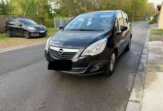 Opel Meriva 1.7 CDTi Cosmo DPF