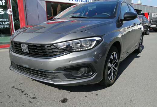 Fiat Tipo 1.0 T navi camera