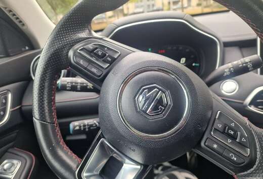 MG PHEV 1.5 Turbo Luxury