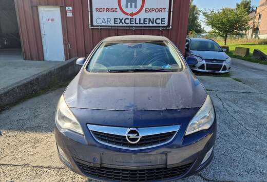 Opel Astra 1.7 CDTi ECOTEC Cosmo DPF