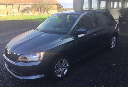 Skoda Fabia 1.0 MPI Clever PARK en FRONT ASSIST , AIR ...