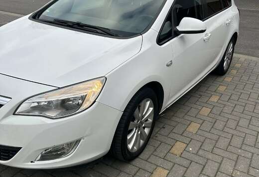Opel Sports Tourer 1.7 CDTi ECOTEC Sport DPF