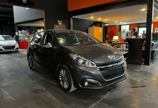 Peugeot 12 MOIS DE GARANTIE208 1.2i PureTech Allure