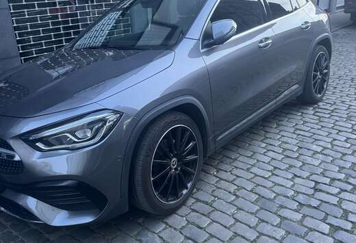 Mercedes-Benz GLA 200 d
