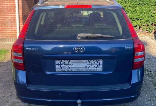 Kia Cee\'d 1.6i EX