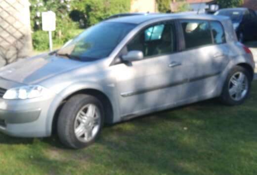 Renault Megane 1.6i 16v Dynamique Confort
