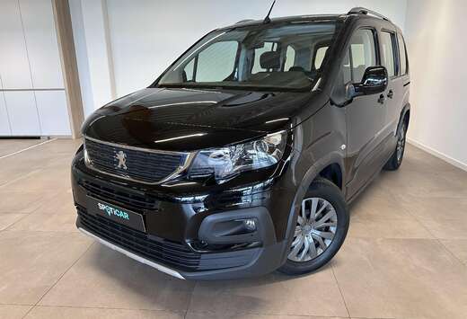 Peugeot ALLURE 1.2 BENZINE 110 PK