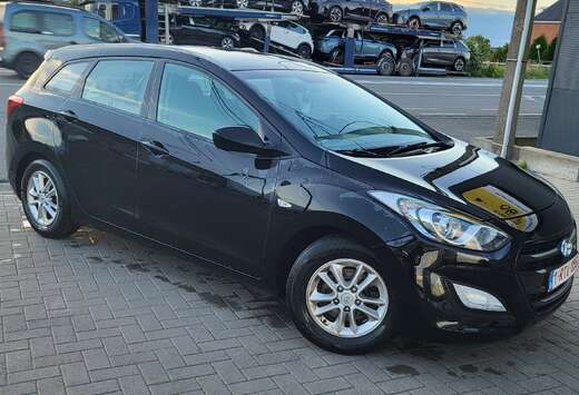 Hyundai i30 SW 1.6 CRDi Blackline ISG