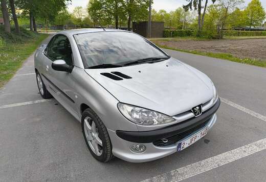 Peugeot CC 110