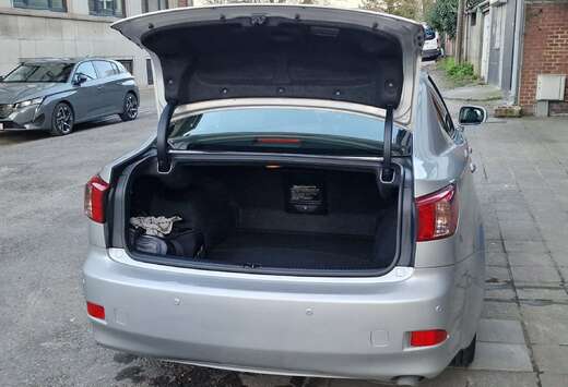 Lexus IS 200 d