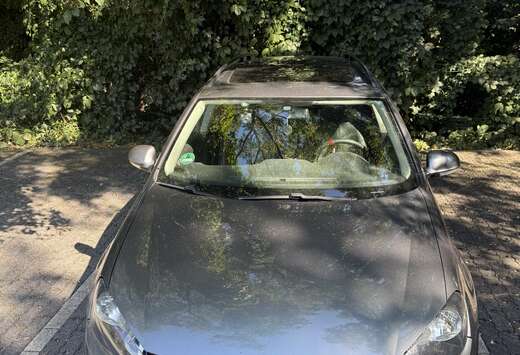 Volkswagen 1.6 TDI DPF BlueMotion Technology Trendlin ...