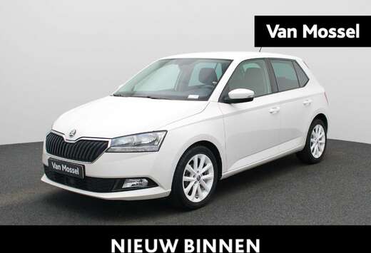 Skoda 1.0 TSI 81kW Clever LED  Apple Carplay  PDC A