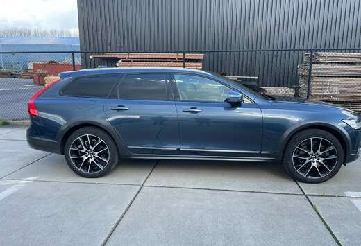 Volvo V90 Cross Country D5 AWD  BTW Aftrekbaar