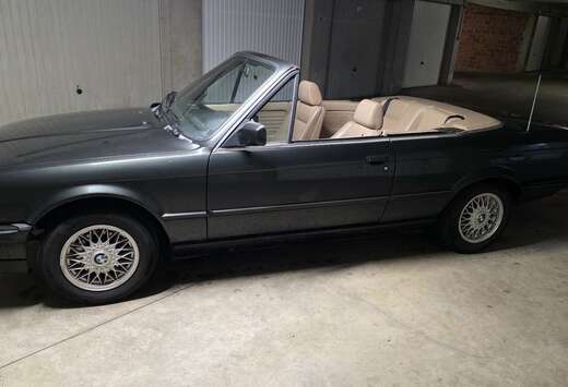Oldtimer BMW E30, 320 AUTOMATIQUE, CABRIOLET,  1989