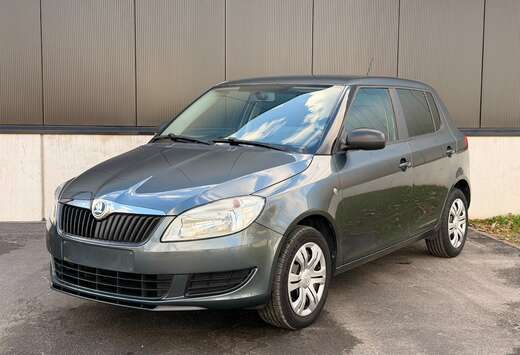 Skoda 1.2i Benzine * 4/5d * Airco * 1e Eig. * EU5b *