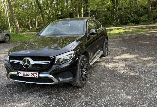 Mercedes-Benz e Coupe 4Matic 7G-TRONIC AMG Line