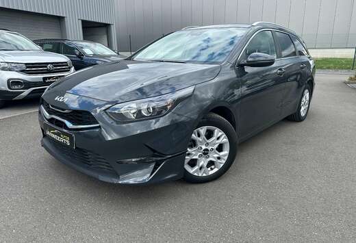 Kia 1.0 T-GDi, CARPLAY/ CAMERA