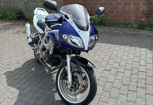 Suzuki Sport