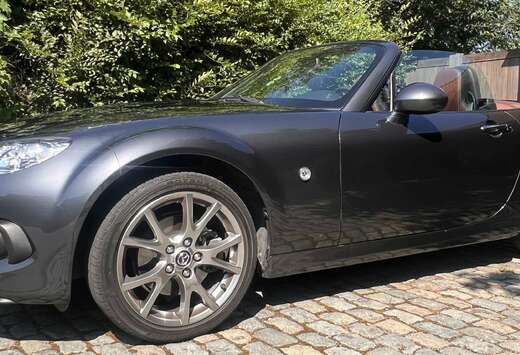 Mazda MX-5 1.8i Hanabi