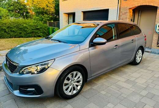 Peugeot 1.2 PureTech Style (EU6.2)