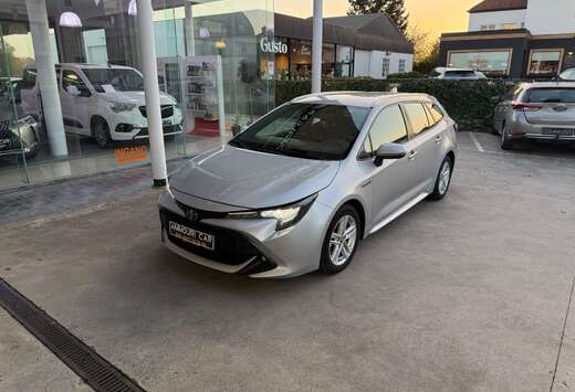 Toyota 1.8 Hybrid Touring Sports Business Edition