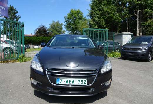 Peugeot 1.6 HDi Active NAVI CLIM JANTES