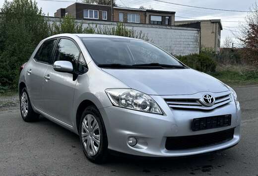 Toyota Auris 2.0 D Pret A Immatricule