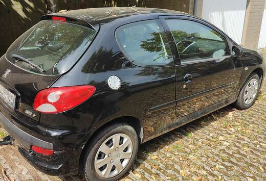Peugeot 206+ 1.1e 60ch Urban