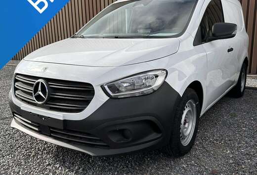 Mercedes-Benz 110 CDI L1 Base