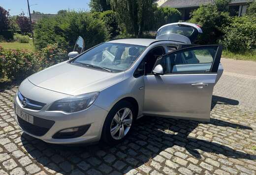Opel Astra Sports Tourer 1.6i Essentia