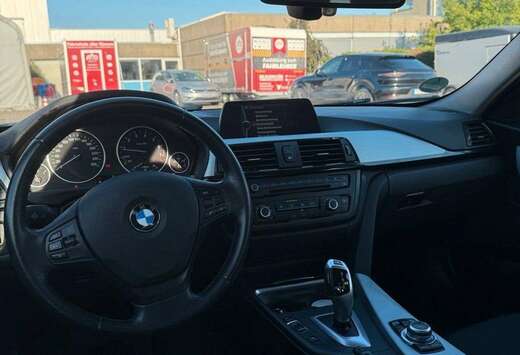 BMW 320i Aut.