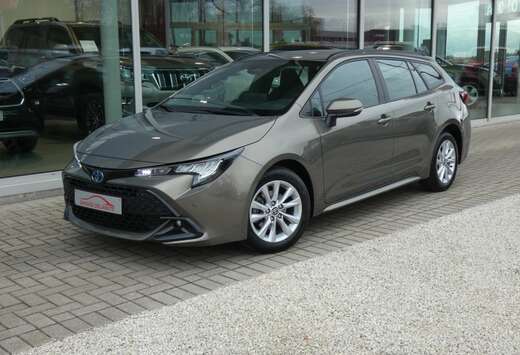 Toyota 1.8 Hybrid 140pk +Parkeersensoren +Zetelverwar ...