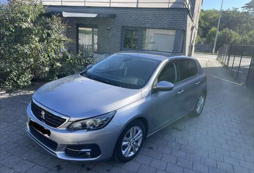 Peugeot 1.2 PureTech Allure