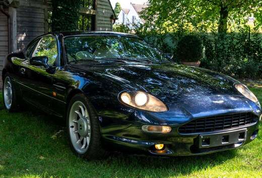 Aston Martin DB 7