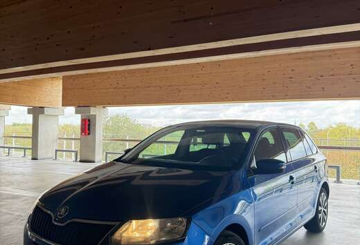 Skoda Rapid Spaceback 1.2 TSI (Green tec) DSG Ambitio ...