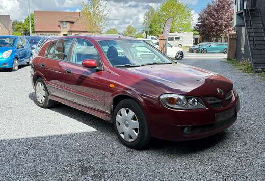Nissan Almera 1.5i 16v Acenta A/C
