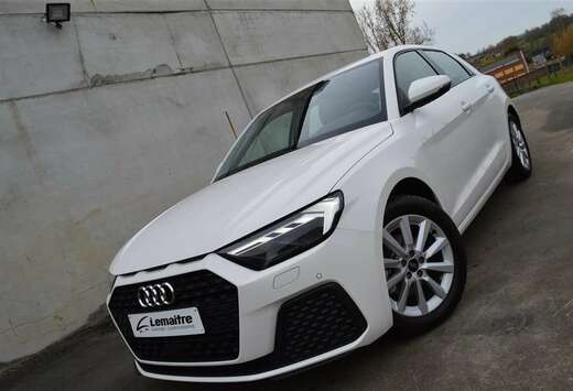 Audi Sportback Advanced 30 TFSI 115Pk / Carplay / Led