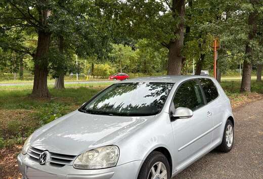 Volkswagen 1.6i 16v FSI Trendline