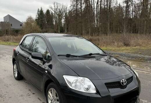 Toyota 90 D-4D FAP Active 118 g/km